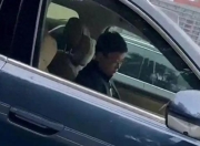深圳交警回应“余承东疑似开车睡觉”：睡觉等行为影响安全，不允许