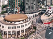 中产消费观变化，奢侈品牌收缩战线，高端商场变局已至