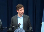 美伞兵或被部署至明州 明尼阿波利斯市市长：威胁性恐吓