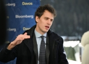 欧洲头部AI公司首席执行官警告 AI由少数企业主导恐致市场滥用